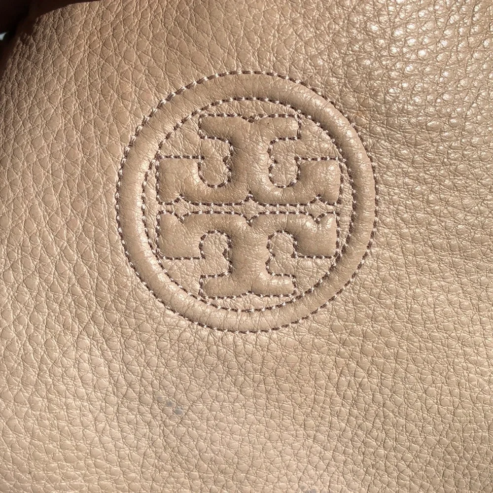Tory Burch stamped logo, pebbled leather creamy pink braided top & chain handbag
